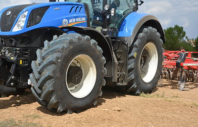 Řada technologicky vyspělých a vysoce výkonných pneumatik VX Tractor
